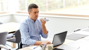 ¿Puede una empresa grabar las llamadas?